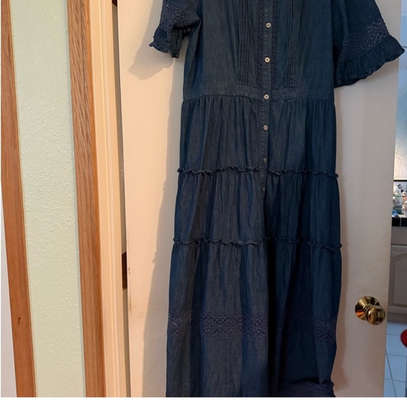 Love shack fancy gap tiered denim dress Prairie look M Get in on Denim Trend - Picture 4 of 8